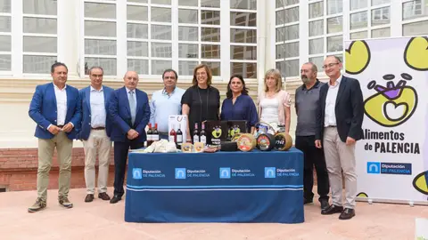 La Diputación de Palencia firma convenios con ocho entidades para materializar el apoyo a la promoción y difusión del sector agroalimentario .
