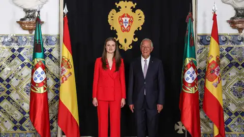 La princesa Leonor junto al presidente de Portugal, Marcelo Rebelo de Sousa