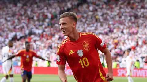 Dani Olmo: "Sentimos el apoyo de 48 millones desde España" Dani Olmo: "Sentimos el apoyo de 48 millones desde España"