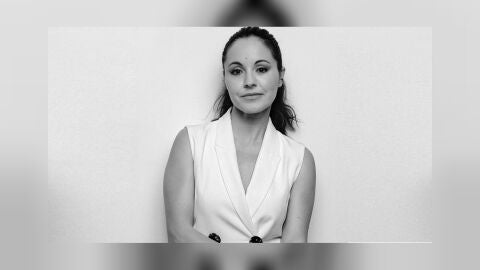 Doctora Lorena Hidalgo, m&eacute;dico digestivo especializada en h&iacute;gado