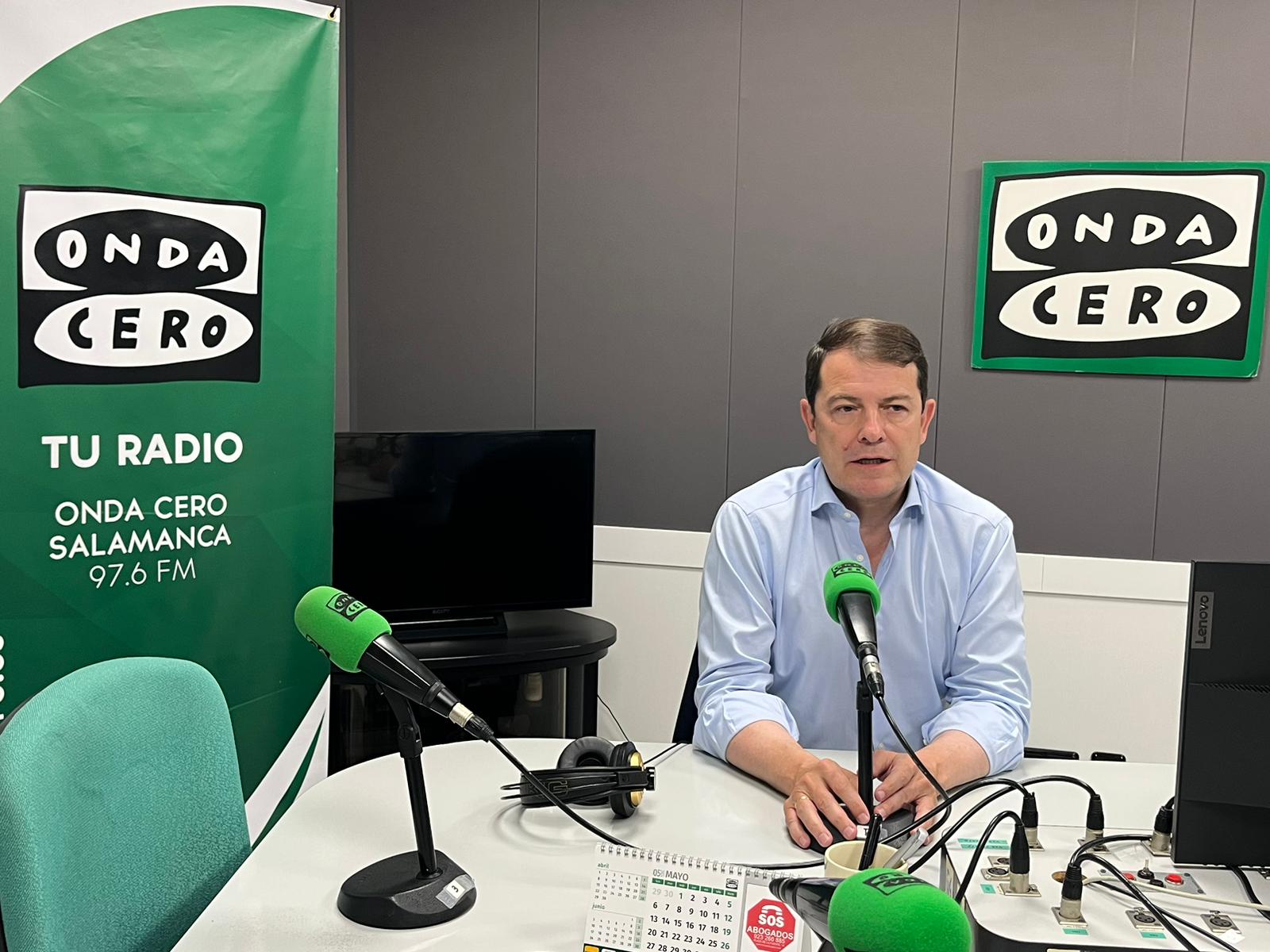 Mañueco, sobre la ruptura de Vox con el PP: "Es una decisión absolutamente irresponsable que justifica otras explicaciones que no se han dado" Mañueco, sobre la ruptura de Vox con el PP: "Es una decisión absolutamente irresponsable que justifica otras explicaciones que no se han dado"