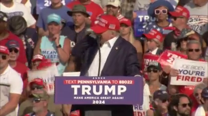 Así ha sido el momento del atentado a Trump: recibe una ráfaga de disparos desde un tejado Así ha sido el momento del atentado a Trump: recibe una ráfaga de disparos desde un tejado