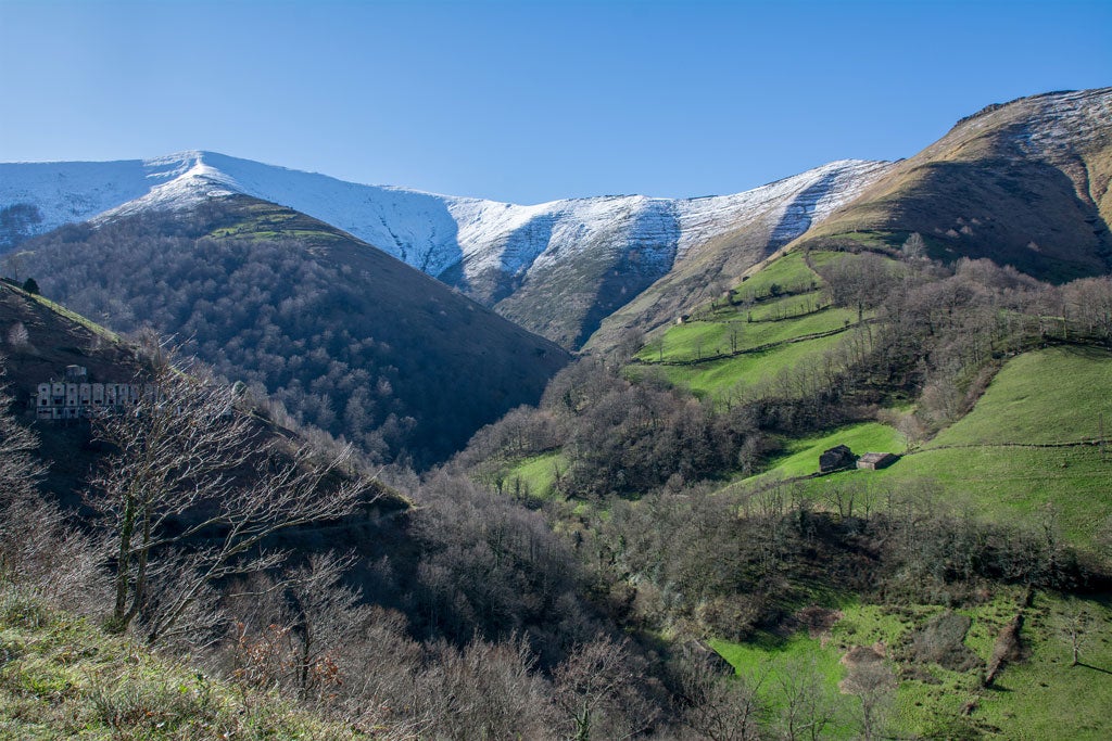 Cantabria retoma el proyecto del teleférico de Vega de Pas Cantabria retoma el proyecto del teleférico de Vega de Pas