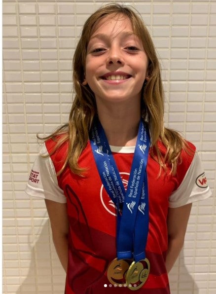 Lola Ivana Aparicio se proclama campeona Alevín 2013 de España en Natación Artística Lola Ivana Aparicio se proclama campeona Alevín 2013 de España en Natación Artística