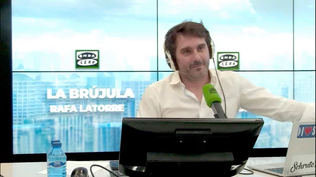 El monólogo de las ocho: "El cotarro ya no lo anima Reina, sino los cánticos de Cucurella, otro crack inesperado" El monólogo de las ocho: "El cotarro ya no lo anima Reina, sino los cánticos de Cucurella, otro crack inesperado"