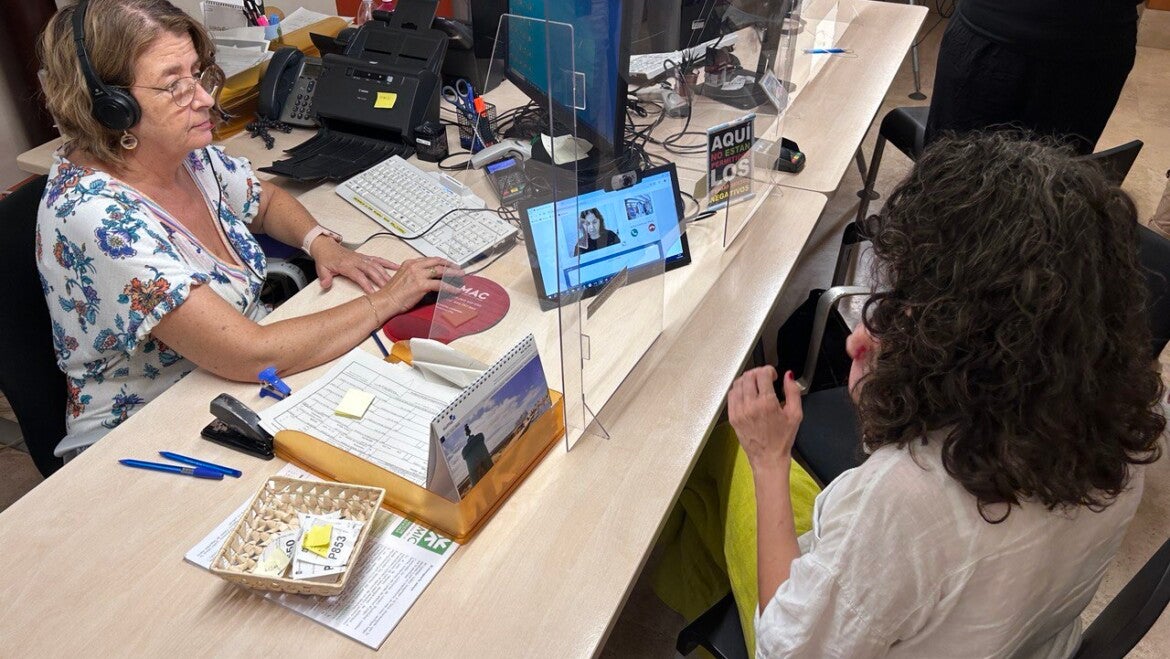 Las OMACs cuentan desde este lunes con atención para personas sordas Las OMACs cuentan desde este lunes con atención para personas sordas