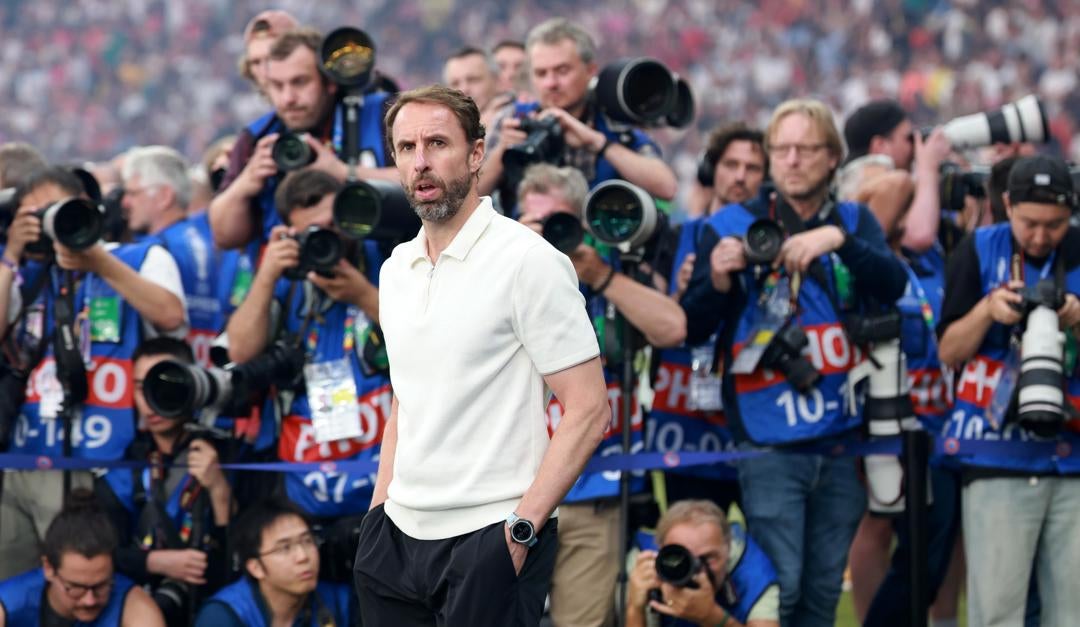 Gareth Southgate dimite como seleccionador de Inglaterra Gareth Southgate dimite como seleccionador de Inglaterra