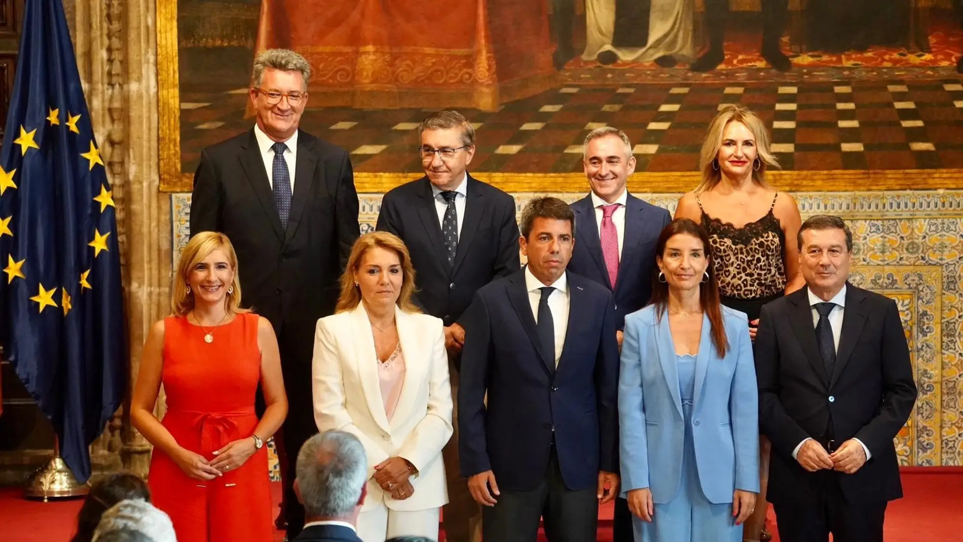 Pradas, Barrachina y Mus juran su cargo en el Palau de la Generalitat Pradas, Barrachina y Mus juran su cargo en el Palau de la Generalitat