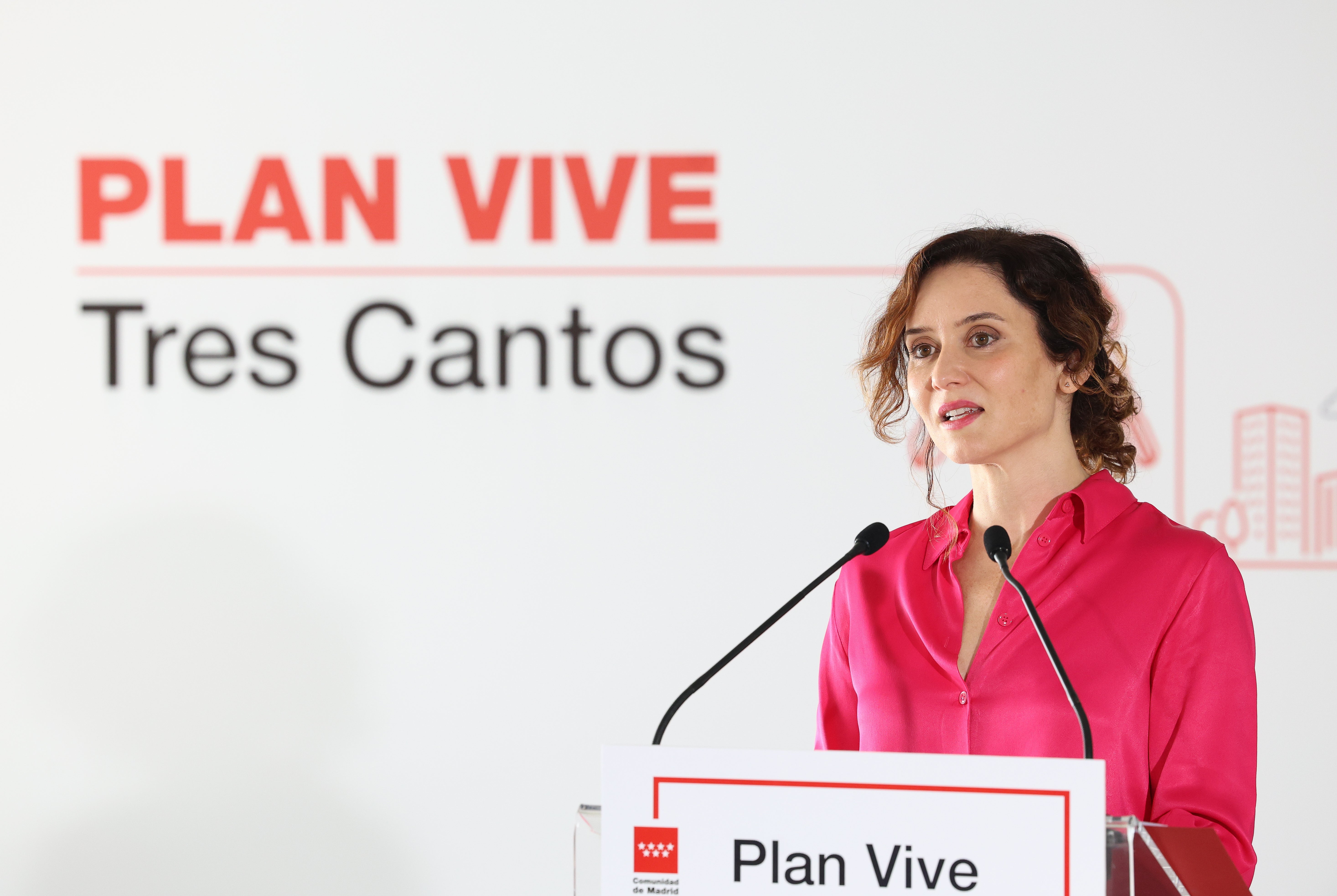 Ayuso cree que la única Ley Mordaza es la que va a aplicar "el sanchismo contra los medios de comunicación" Ayuso cree que la única Ley Mordaza es la que va a aplicar "el sanchismo contra los medios de comunicación"