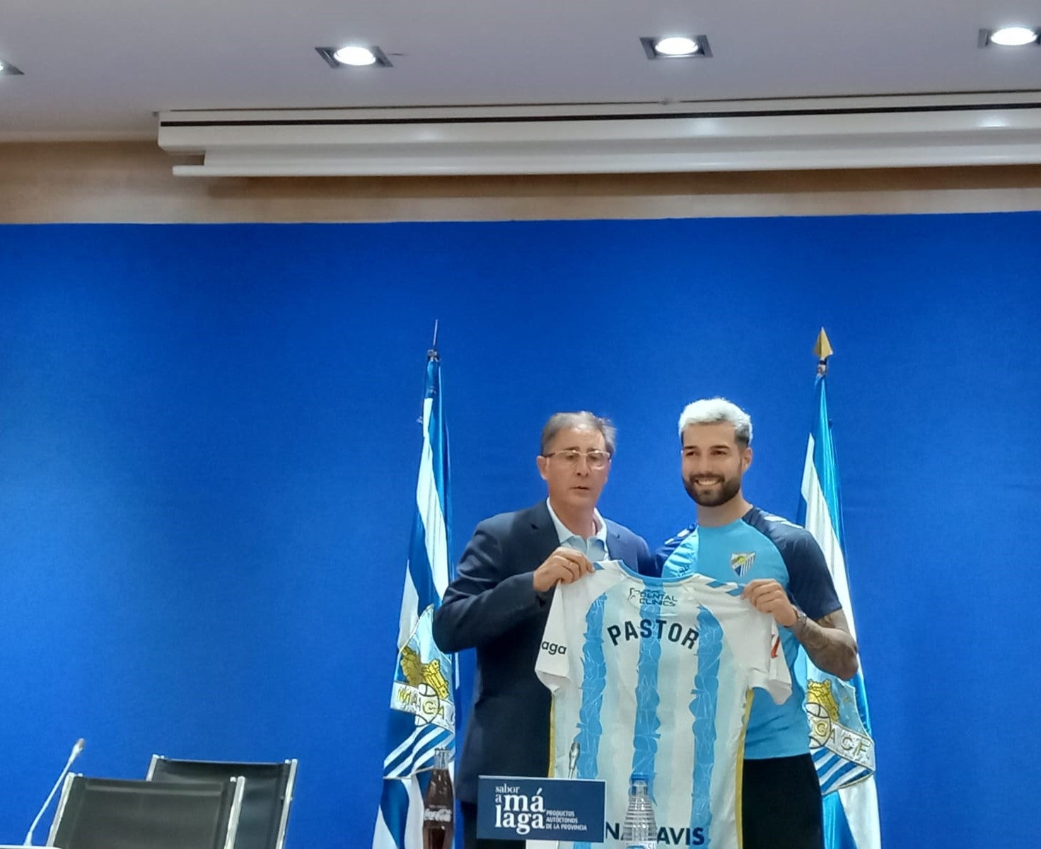 Loren Juarros: "La línea defensiva está cerrada" Loren Juarros: "La línea defensiva está cerrada"
