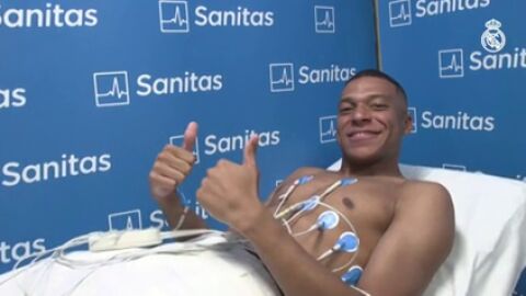 Mbappé pasa reconocimiento médico con el Real Madrid