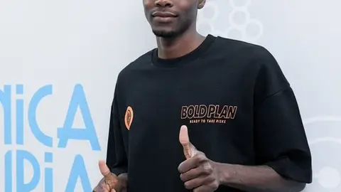 16-7 Rahim Alhassane, nuevo jugador del Real Oviedo 16-7 Rahim Alhassane, nuevo jugador del Real Oviedo