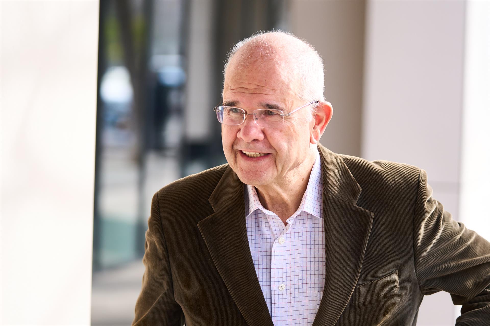 Chaves siente que "por fin se ha hecho justicia" al darle el TC "la razón": "No había trama política" con los ERE Chaves siente que "por fin se ha hecho justicia" al darle el TC "la razón": "No había trama política" con los ERE