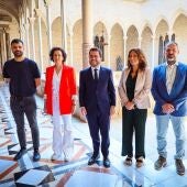 Pere Aragonès i Laura Vilagrà amb Marta Rovira, Ruben Wagensberg i Oleguer Serra