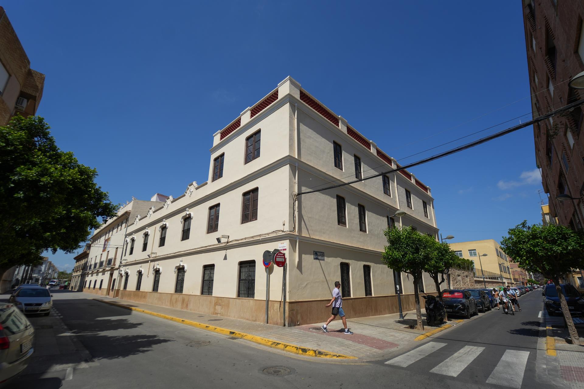 Fiscalía abre una investigación por las presuntas terapias de conversión sexual en un centro de Alaquàs Fiscalía abre una investigación por las presuntas terapias de conversión sexual en un centro de Alaquàs