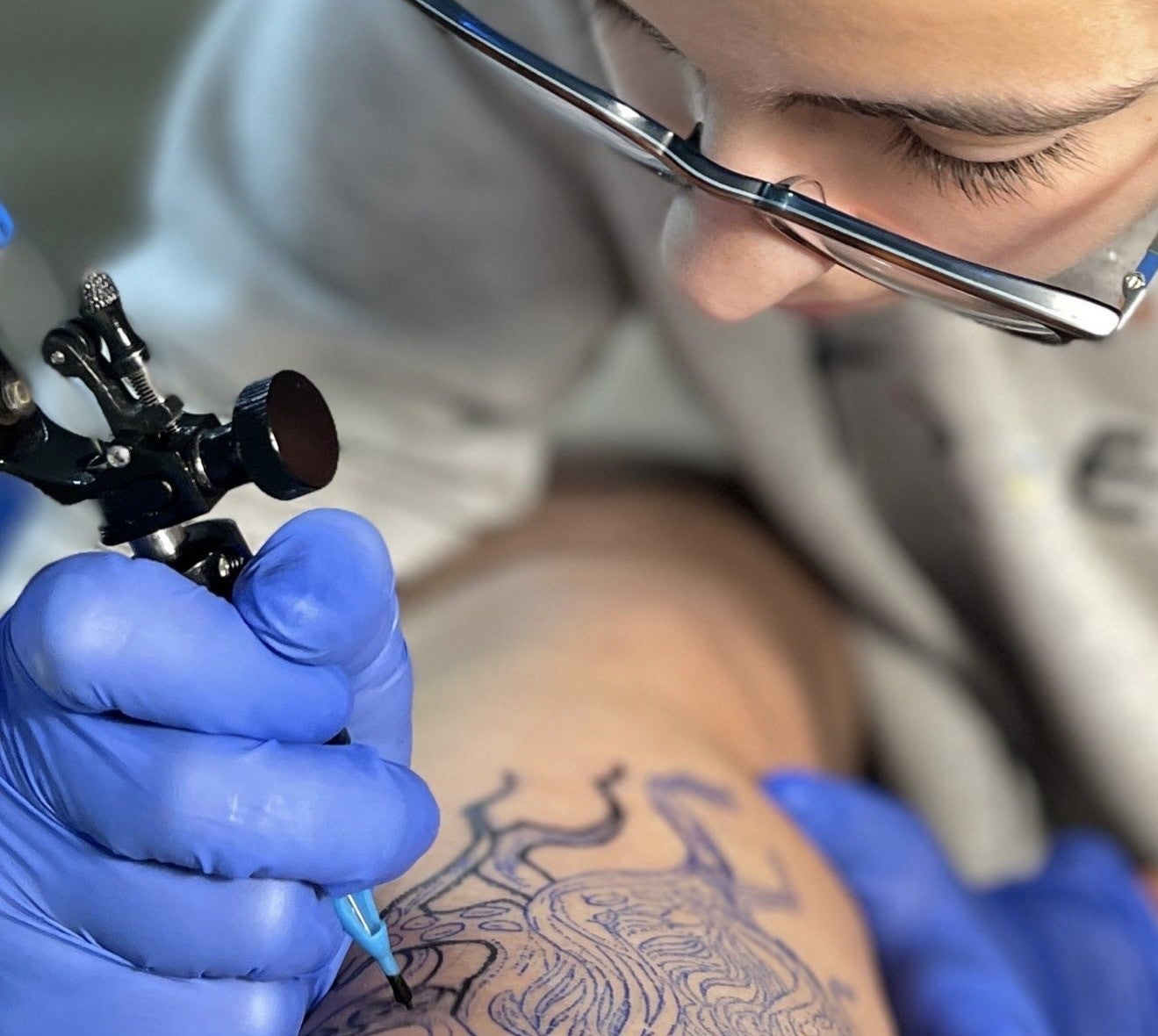 El tatuaje, un arte que va en auge en España El tatuaje, un arte que va en auge en España