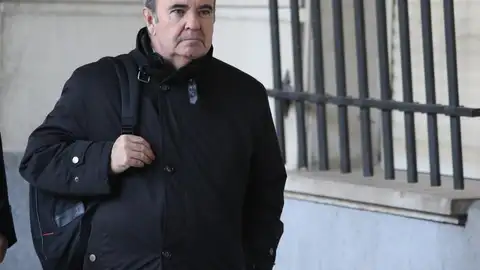 Gaspar Zarrías llega a la quinta sesión del juicio del caso ERE. (Foto de archivo). Gaspar Zarrías llega a la quinta sesión del juicio del caso ERE. (Foto de archivo).