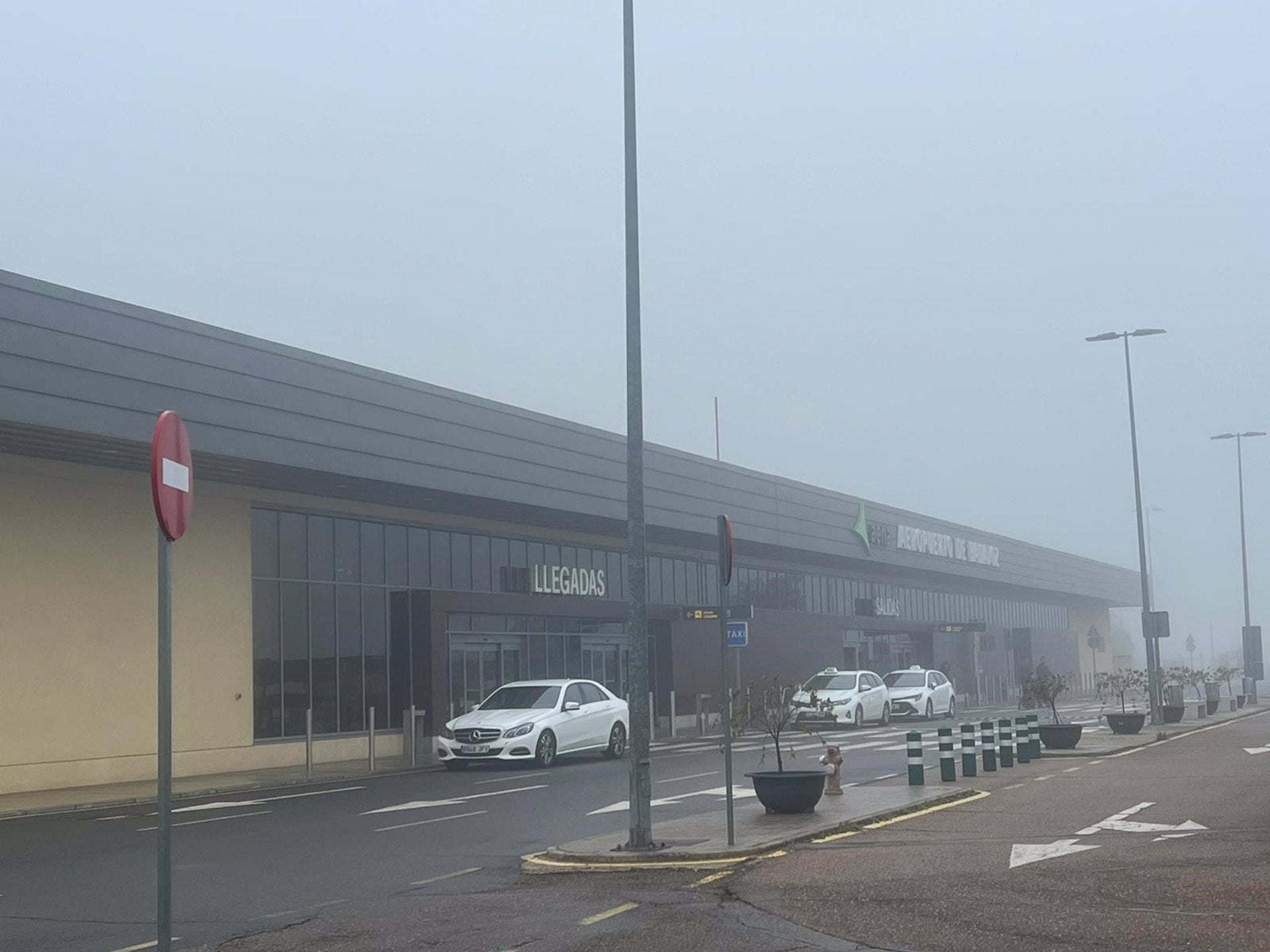 El BOE publica la nueva OSP que fija una frecuencia más a Barcelona desde el aeropuerto de Badajoz El BOE publica la nueva OSP que fija una frecuencia más a Barcelona desde el aeropuerto de Badajoz