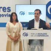 Parlamentarios del PP Pablo Pérez y María Cuesta