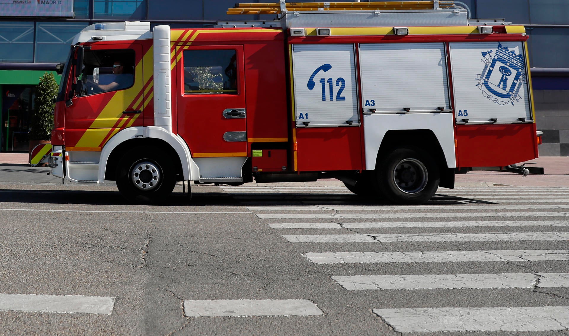 Un incendio en la planta 12 de un hotel en Madrid obliga a evacuar a los huéspedes Un incendio en la planta 12 de un hotel en Madrid obliga a evacuar a los huéspedes