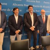 Los alcaldes de Alicante y Elche, Luis Barcala y Pablo Ruz, en una jornada organizada por la Unión Empresarial de la Provincia de Alicante