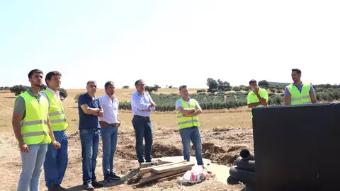 Las obras de la nueva circunvalación de Manchita en la BA-087 a Guareña costarán 1 millón de euros y durarán 4 meses Las obras de la nueva circunvalación de Manchita en la BA-087 a Guareña costarán 1 millón de euros y durarán 4 meses