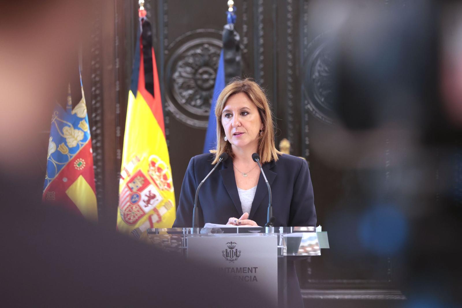 María José Catalá: "Tenemos demasiado barro en las botas como para meter más barro en la política" María José Catalá: "Tenemos demasiado barro en las botas como para meter más barro en la política"