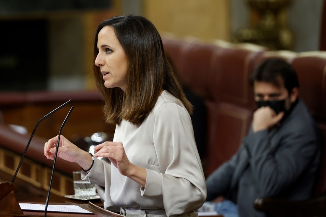 PSOE y Podemos llegan a un acuerdo para aprobar el paquete fiscal PSOE y Podemos llegan a un acuerdo para aprobar el paquete fiscal