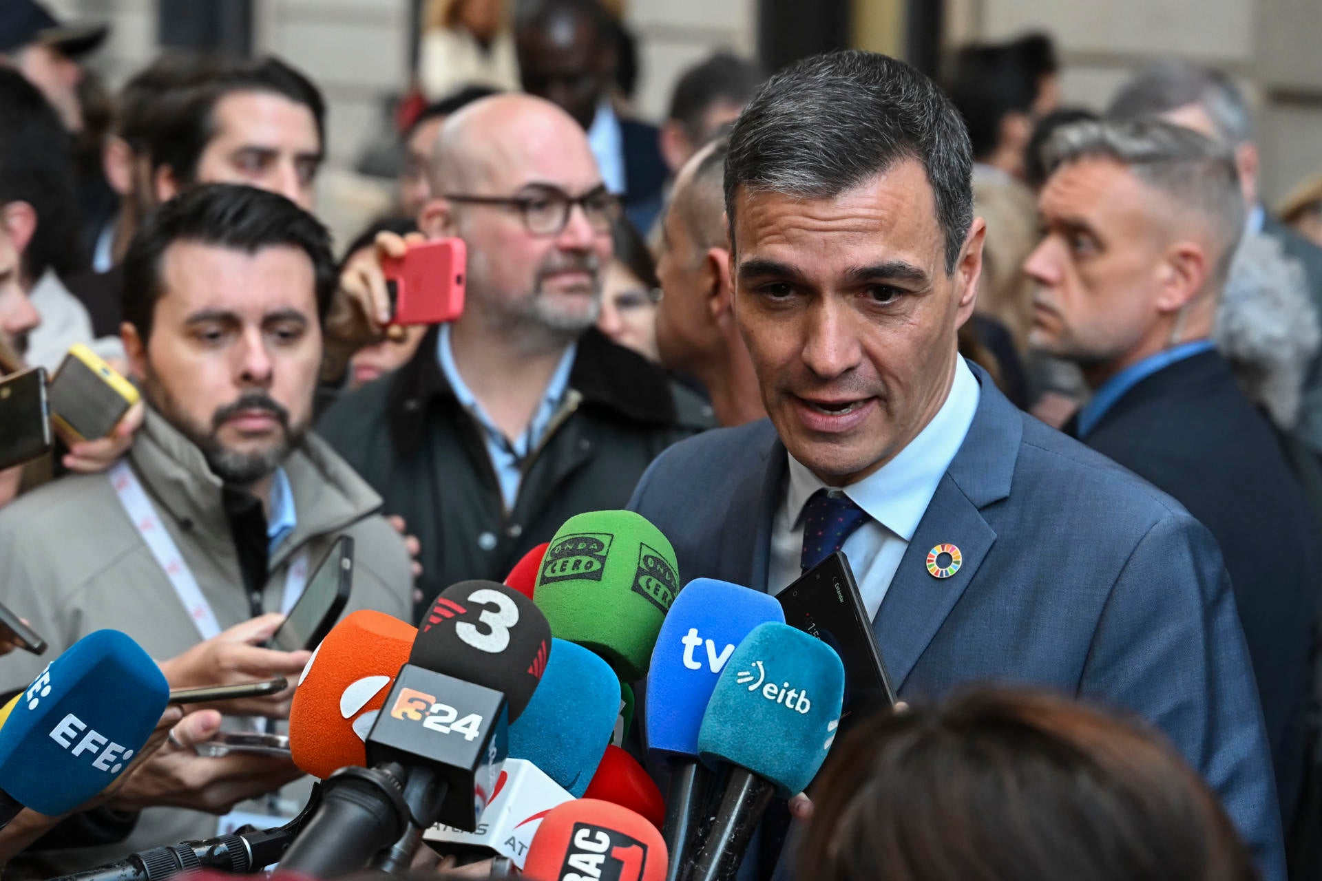 Sánchez reacciona a la declaración de Aldama: "Menuda inventada" de "este personaje" Sánchez reacciona a la declaración de Aldama: "Menuda inventada" de "este personaje"