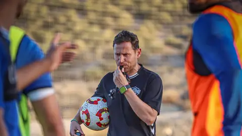 Mario Simón, en su primer entrenamiento del Intercity. Mario Simón, en su primer entrenamiento del Intercity.