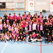 Fiesta completa en Spordeporte con la jornada de presentación de todo el club y la victoria del primer equipo Fiesta completa en Spordeporte con la jornada de presentación de todo el club y la victoria del primer equipo