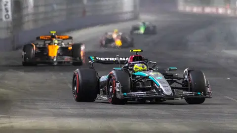 Hamilton manda en los libres del GP de Las Vegas Hamilton manda en los libres del GP de Las Vegas