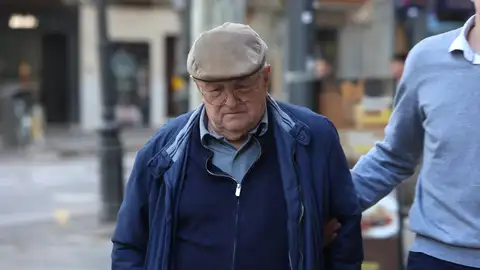 El acusado Pau Rigo a su llegada al juicio, en la Audiencia Provincial de Palma de Mallorca. El acusado Pau Rigo a su llegada al juicio, en la Audiencia Provincial de Palma de Mallorca.