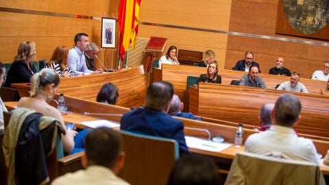 Primera reuni&oacute;n presencial entre la Diputaci&oacute;n de Val&egrave;ncia y los municipios afectados desde la DANA