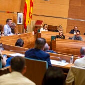 Primera reunión presencial entre la Diputación de València y los municipios afectados desde la DANA