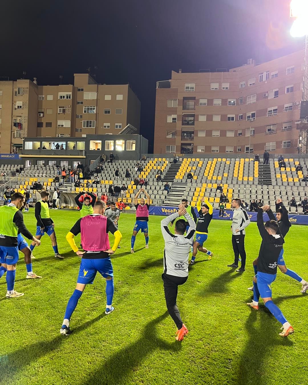 El Orihuela CF viaja a Jaén para enfrentarse a un Linares Deportivo en horas bajas El Orihuela CF viaja a Jaén para enfrentarse a un Linares Deportivo en horas bajas