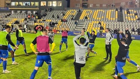 El Orihuela CF viaja a Ja&eacute;n para enfrentarse a un Linares Deportivo en horas bajas