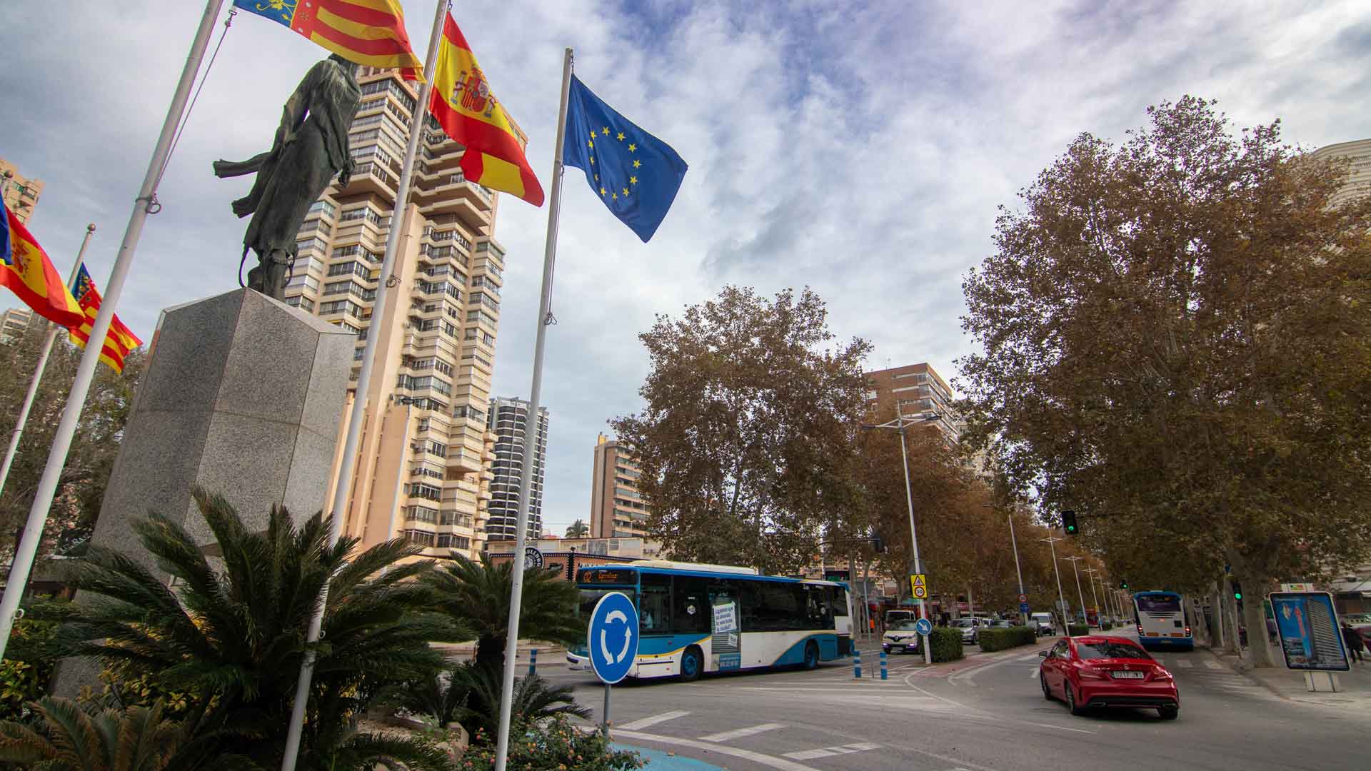 Benidorm realiza un estudio para planificar la renovación de infraestructuras hidráulicas de la segunda fase de la avenida Mediterráneo Benidorm realiza un estudio para planificar la renovación de infraestructuras hidráulicas de la segunda fase de la avenida Mediterráneo