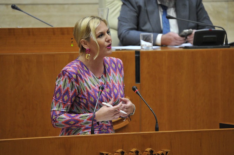 Primer aviso de Vox a Guardiola de cara a los Presupuestos extremeños tras tumbar el Decreto de Vivienda y escenificar su minoría Primer aviso de Vox a Guardiola de cara a los Presupuestos extremeños tras tumbar el Decreto de Vivienda y escenificar su minoría