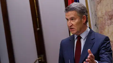 El PP se fija en Junts para una posible moción de censura contra Sánchez El PP se fija en Junts para una posible moción de censura contra Sánchez