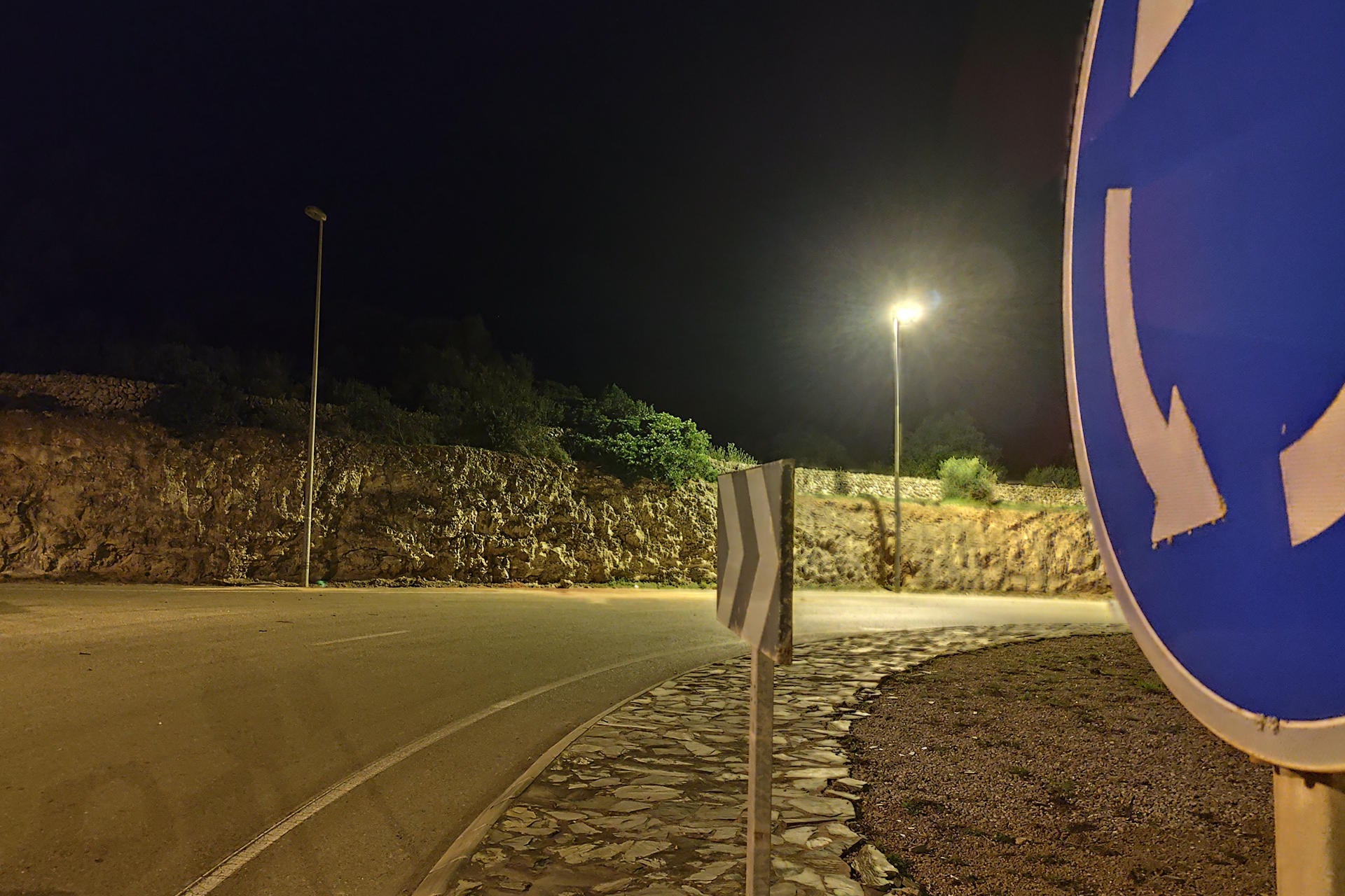 Mueren dos adultos y cuatro menores en un accidente de tráfico en Maó (Menorca) Mueren dos adultos y cuatro menores en un accidente de tráfico en Maó (Menorca)