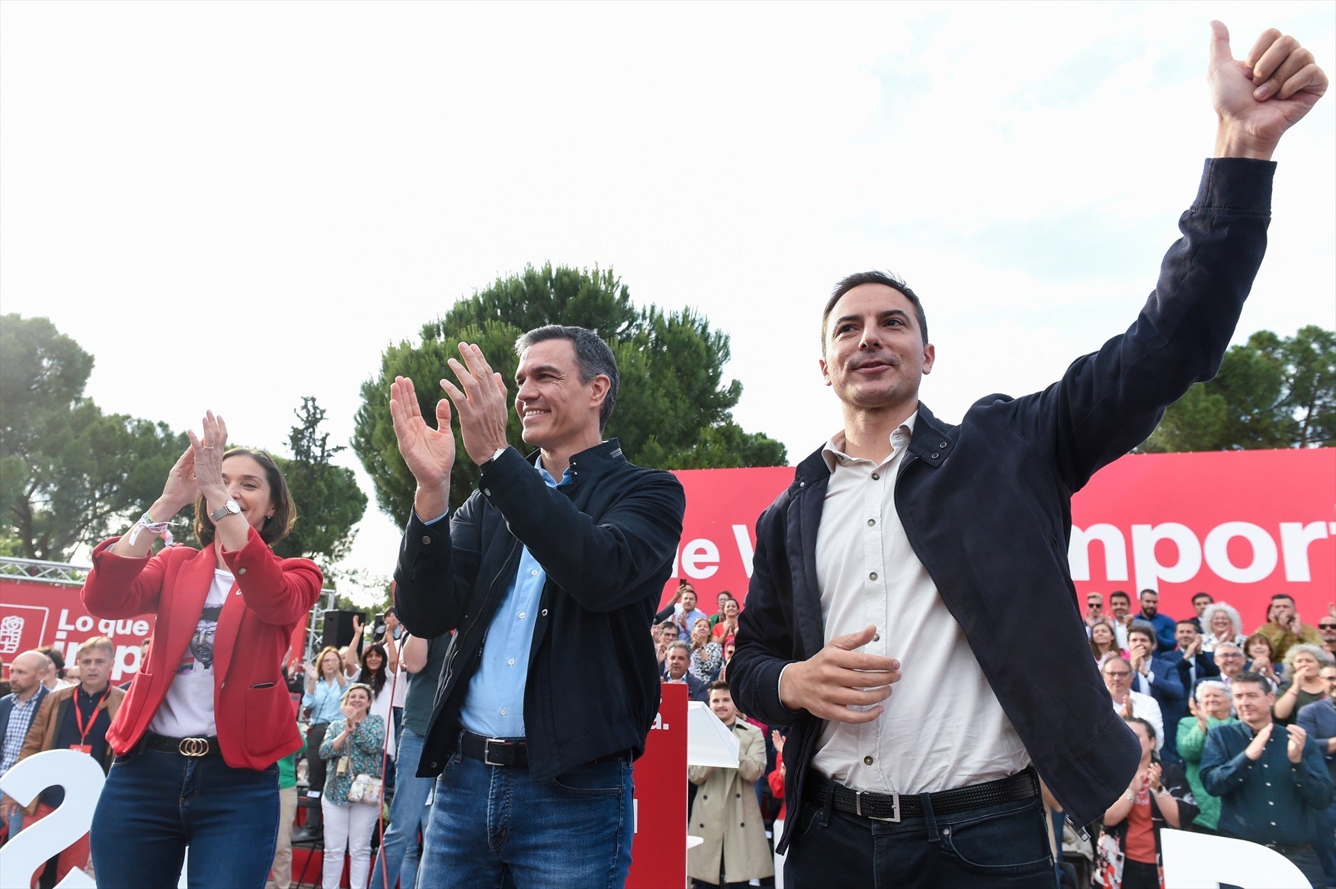 El PSOE señala a Lobato por su visita al notario: "Muy difícil de explicar" El PSOE señala a Lobato por su visita al notario: "Muy difícil de explicar"