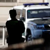 Agente de la Guardia Civil. Agente de la Guardia Civil.