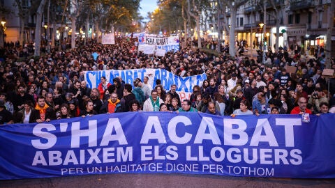 Manifestaci&oacute; a Barcelona pel dret a l'habitatge