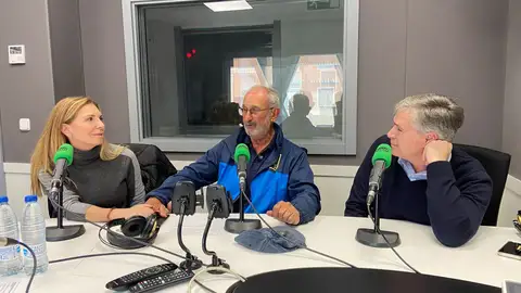 Marina Zambrana, Gustavo Zerbino y Perico Cornejo MENTES EXPERTAS SOLIDARIO