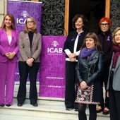 La Comissió de Dones de l'ICAB en l'acte del 25 de novembre La Comissió de Dones de l'ICAB en l'acte del 25 de novembre