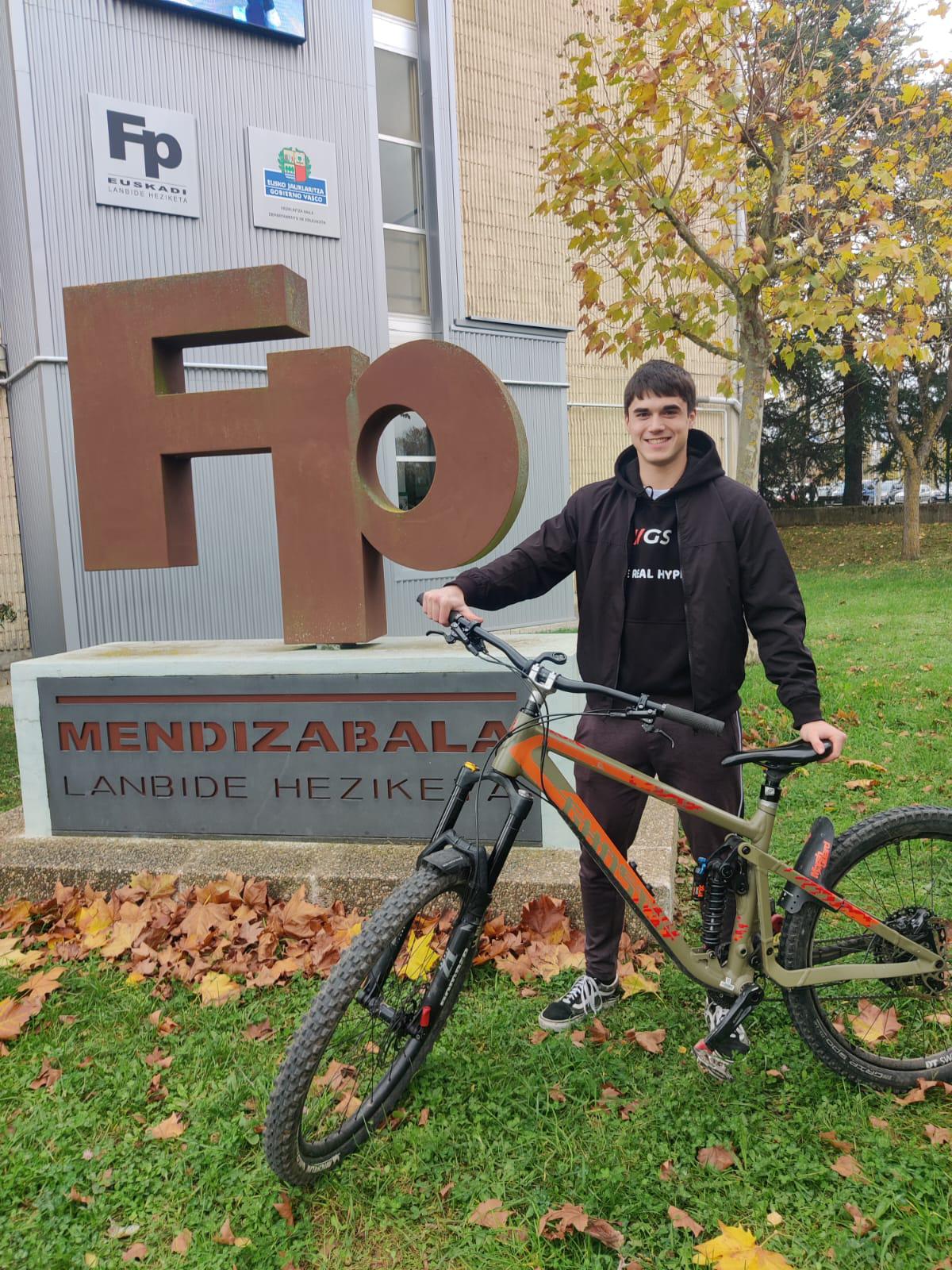 Iñigo Moreno, estudiante en Vitoria, e inventor Iñigo Moreno, estudiante en Vitoria, e inventor