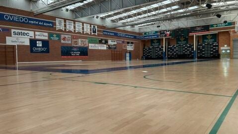 26-11-2024 Imagen del polideportivo de Pumar&iacute;n vac&iacute;o