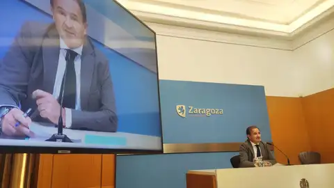 Lorén durante su comparecencia de presentación del protocolo Lorén durante su comparecencia de presentación del protocolo