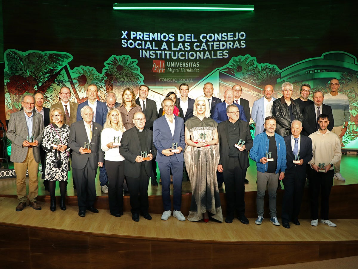 Entregados los Premios Consejo Social a las Cátedras Institucionales de la UMH de Elche Entregados los Premios Consejo Social a las Cátedras Institucionales de la UMH de Elche